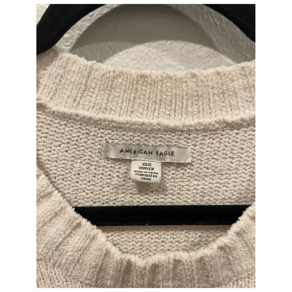 AMERICAN EAGLE OUTFITTERS Rainbow Graphic Crew Neck Knit Sweater - Picture 2 of 4